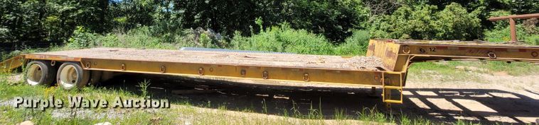 image for item LM9661 1995 Nuttall 255E  drop deck equipment trailer