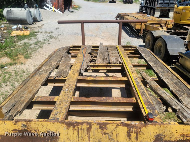 image for item LM9661 1995 Nuttall 255E  drop deck equipment trailer