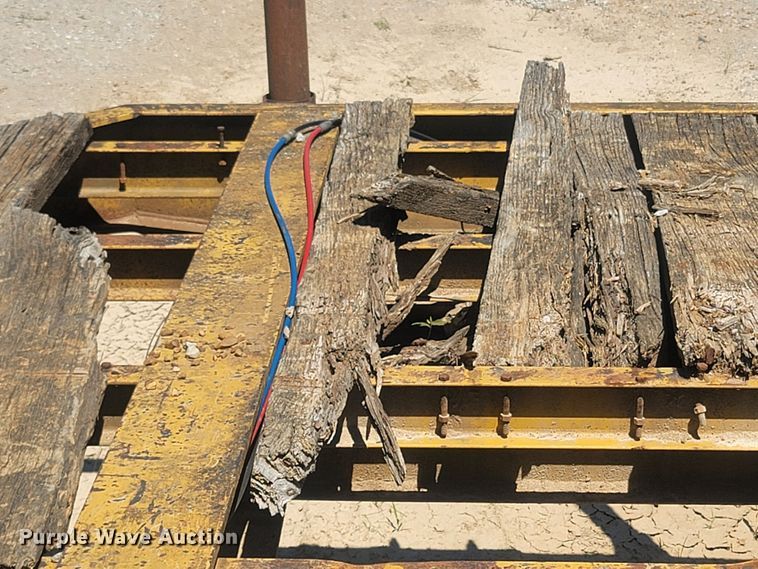 image for item LM9661 1995 Nuttall 255E  drop deck equipment trailer