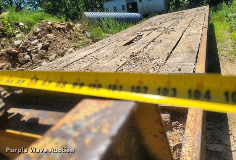 image for item LM9661 1995 Nuttall 255E  drop deck equipment trailer