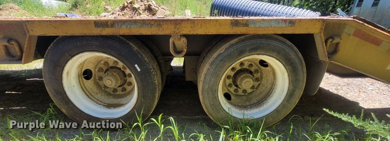 image for item LM9661 1995 Nuttall 255E  drop deck equipment trailer