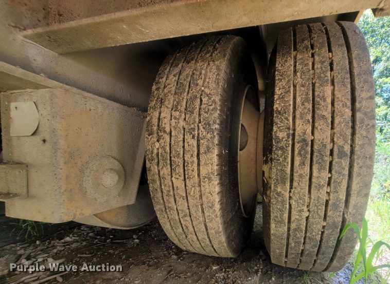 image for item LM9661 1995 Nuttall 255E  drop deck equipment trailer