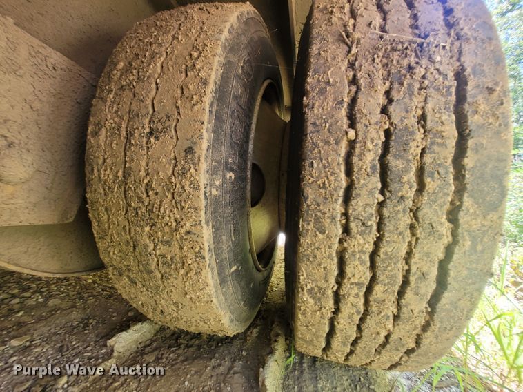 image for item LM9661 1995 Nuttall 255E  drop deck equipment trailer