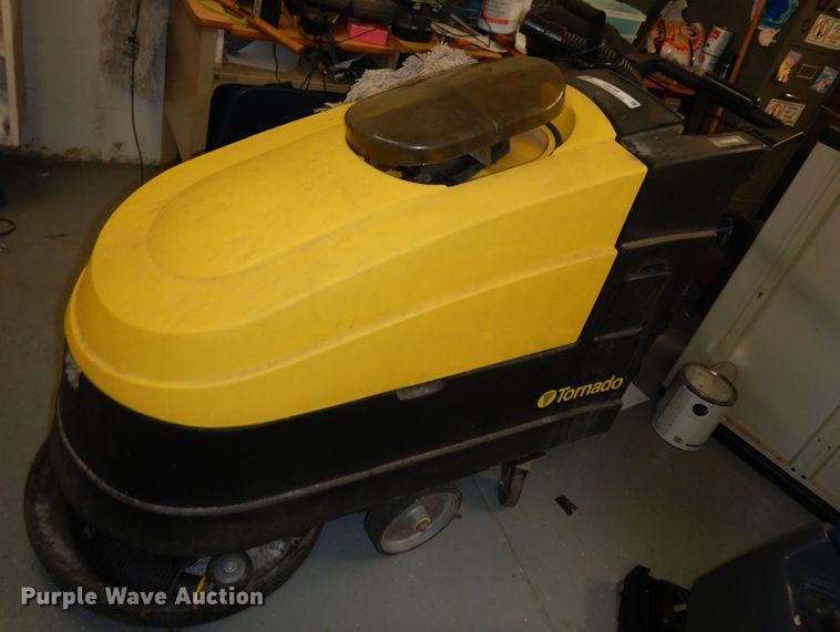 image for item LR9788 Tornado 99105A  floor scrubber