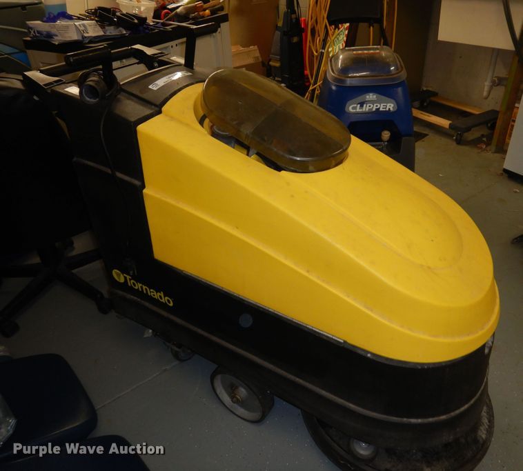 image for item LR9788 Tornado 99105A  floor scrubber