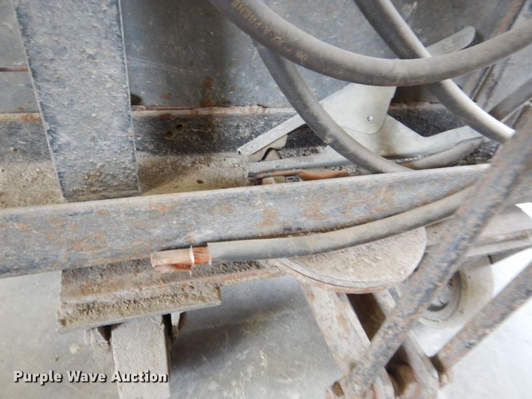 image for item MF9162 Lincoln Idealarc R3M-300  welder