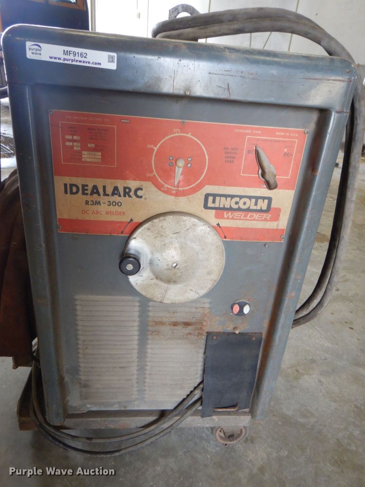 image for item MF9162 Lincoln Idealarc R3M-300  welder