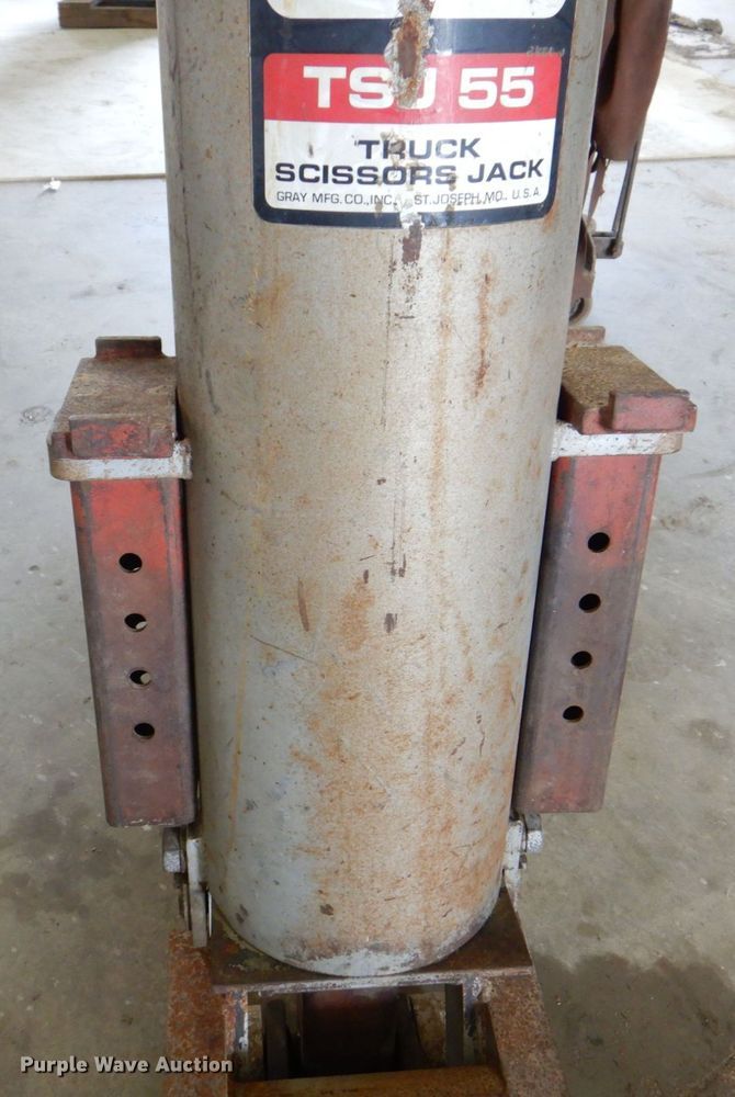 image for item MF9165 Gray TSJ55  jack