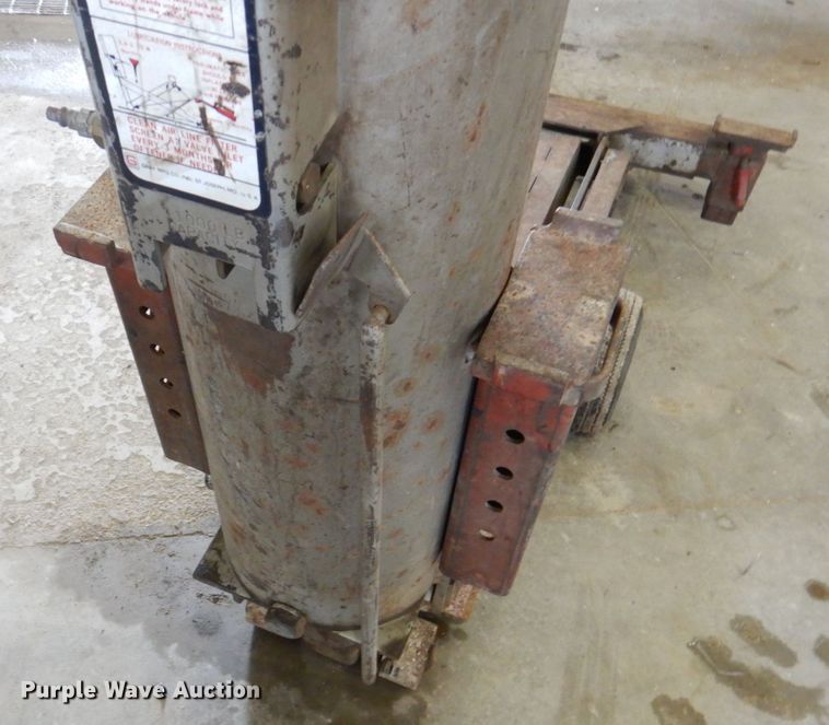 image for item MF9165 Gray TSJ55  jack