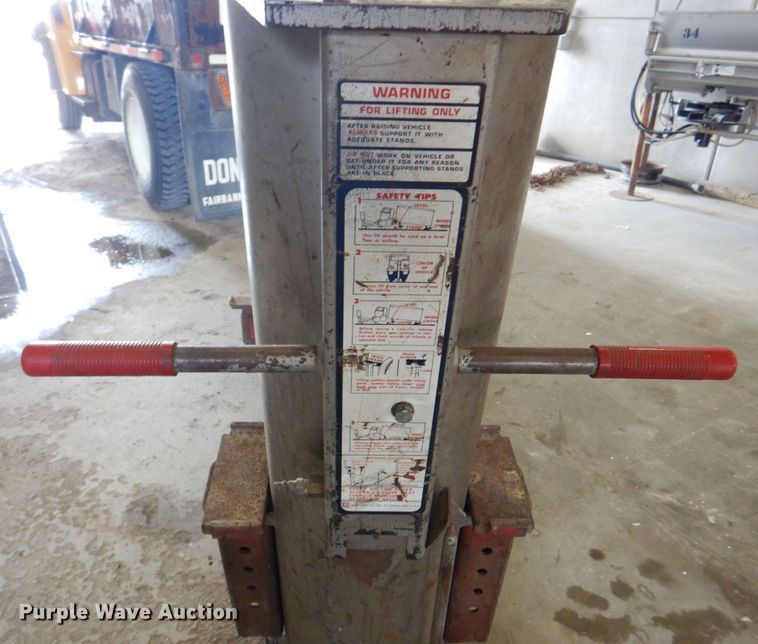 image for item MF9165 Gray TSJ55  jack