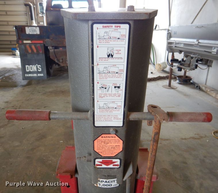 image for item MF9169 Gray TSJ55  jack