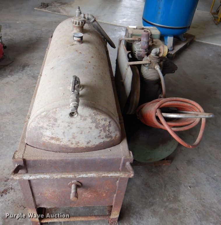 image for item MF9175 Champion C  air compressor