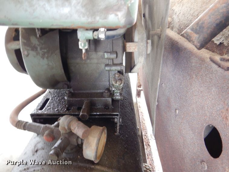 image for item MF9175 Champion C  air compressor