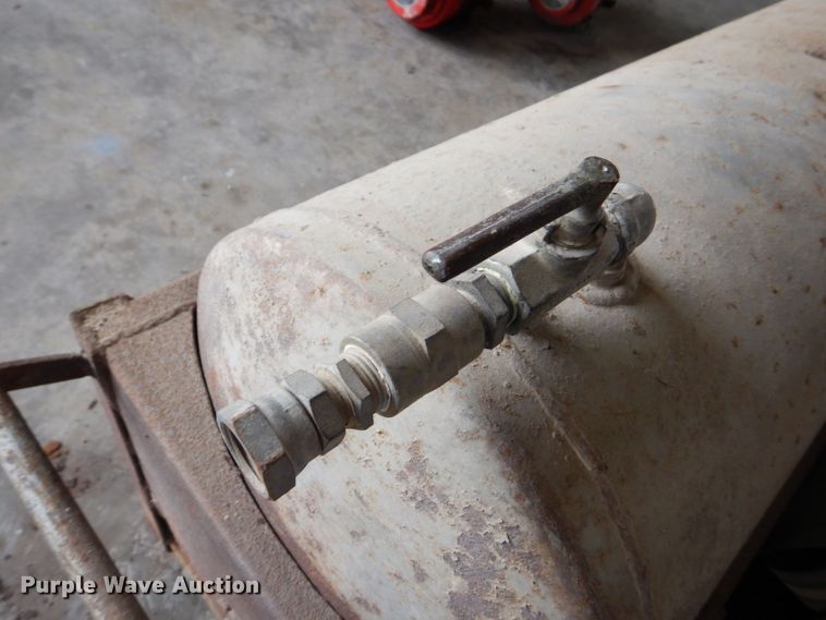 image for item MF9175 Champion C  air compressor