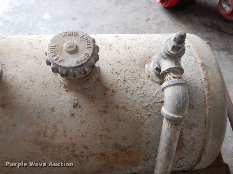 image for item MF9175 Champion C  air compressor