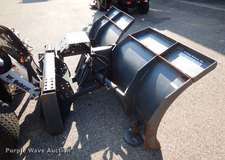 image for item MH9038 2010 Bobcat V-Blade 84  skid steer snow plow