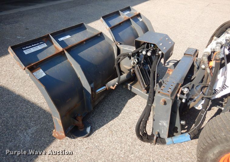 image for item MH9038 2010 Bobcat V-Blade 84  skid steer snow plow