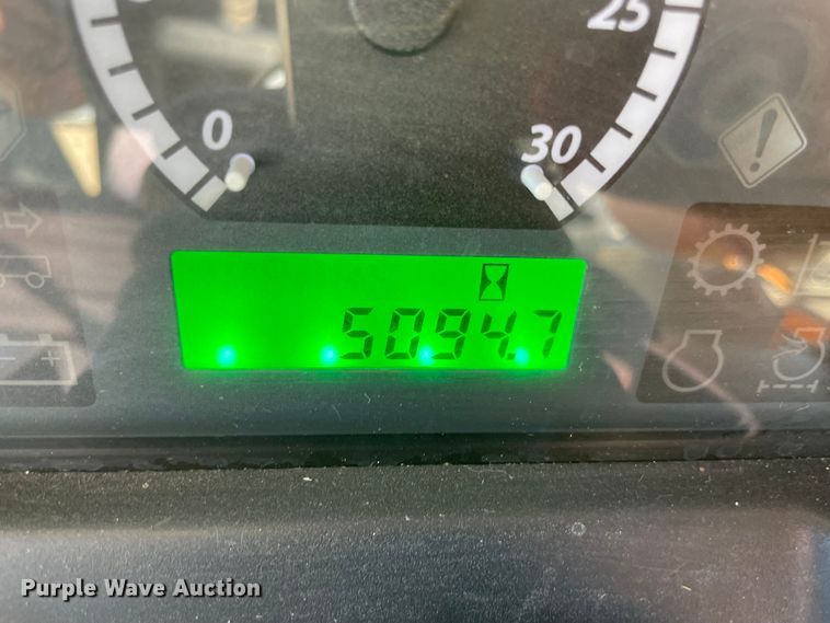 image for item MJ9078 2013 John Deere 6115D  MFWD tractor