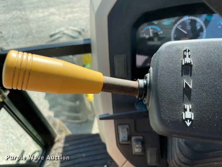 image for item MJ9078 2013 John Deere 6115D  MFWD tractor