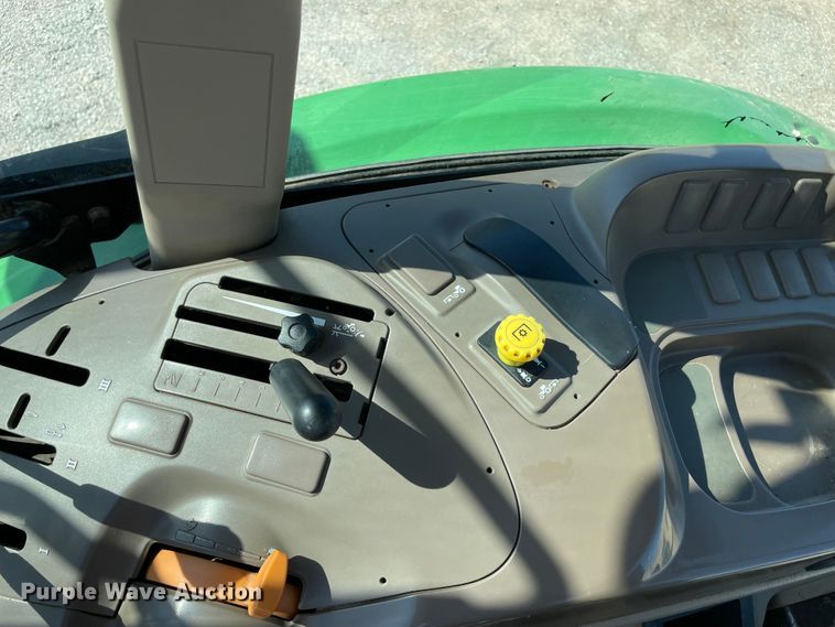 image for item MJ9078 2013 John Deere 6115D  MFWD tractor