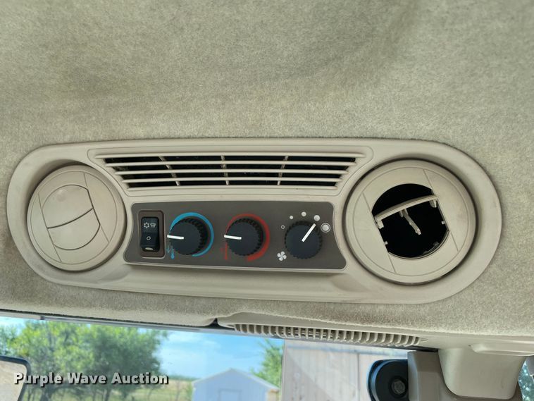 image for item MJ9078 2013 John Deere 6115D  MFWD tractor