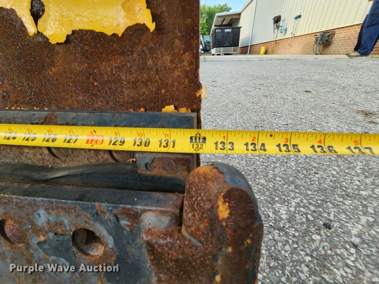 image for item MK9077 2013 Kenworth T400  dump truck