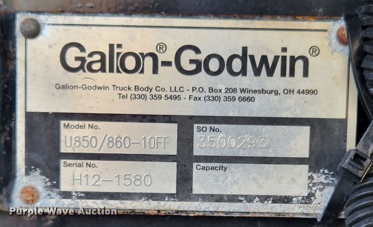 image for item MK9077 2013 Kenworth T400  dump truck