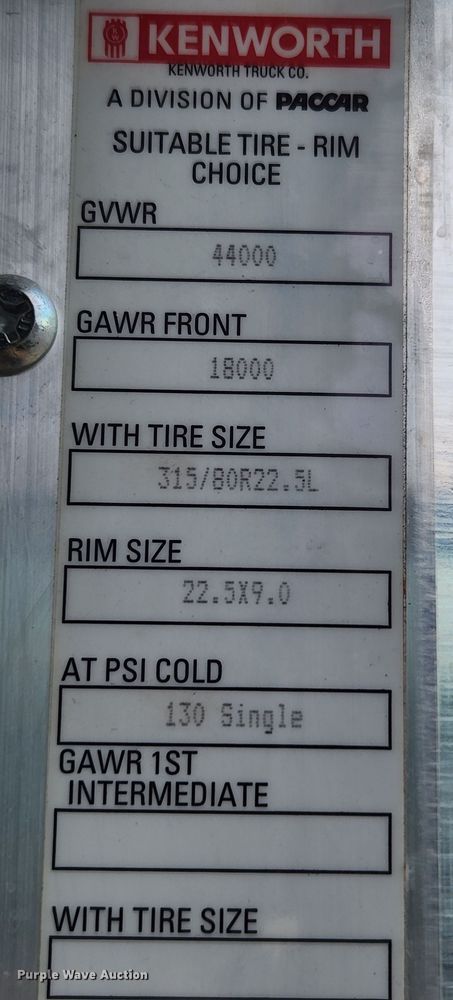 image for item MK9077 2013 Kenworth T400  dump truck