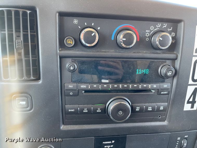 image for item MU9008 2015 Chevrolet Express G4500  ambulance