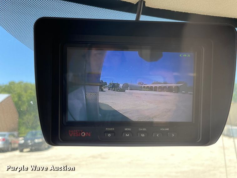 image for item MU9008 2015 Chevrolet Express G4500  ambulance