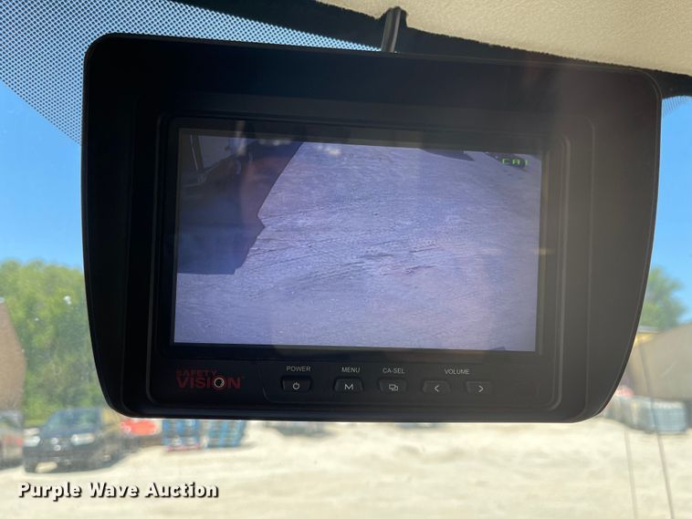 image for item MU9008 2015 Chevrolet Express G4500  ambulance