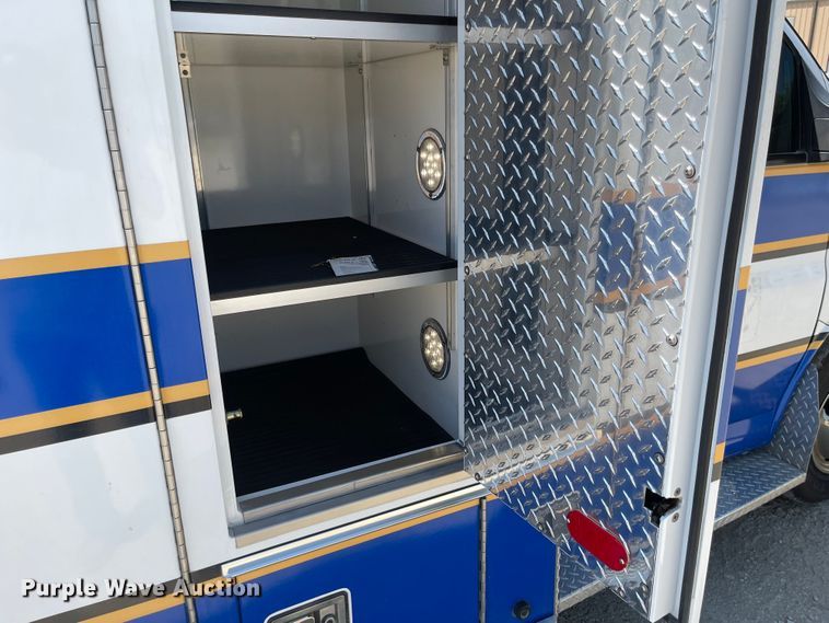 image for item MU9008 2015 Chevrolet Express G4500  ambulance