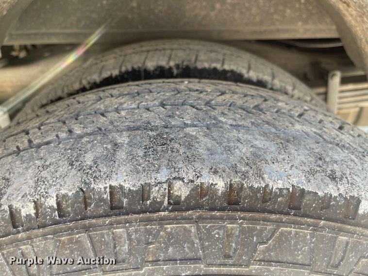 image for item MU9008 2015 Chevrolet Express G4500  ambulance