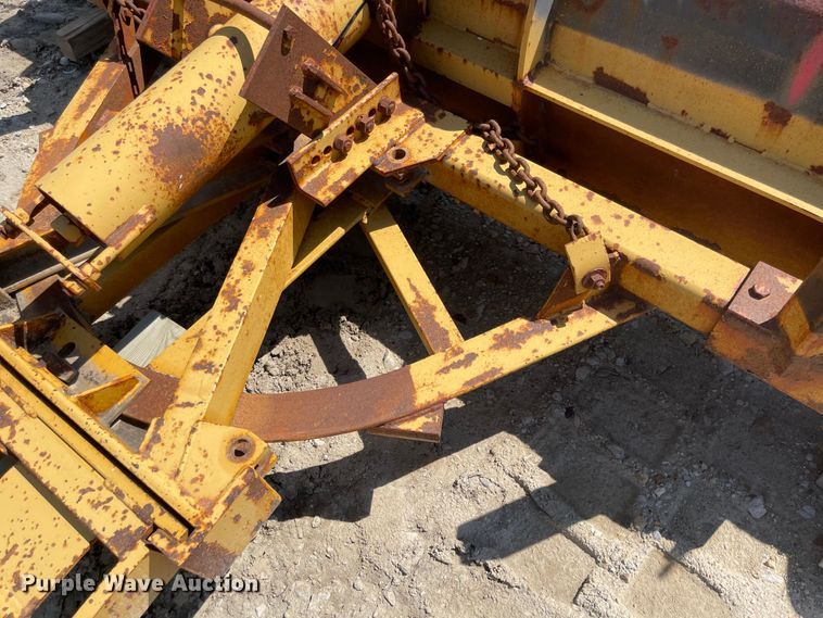 image for item MU9010 Flink 10PA48  snow plow