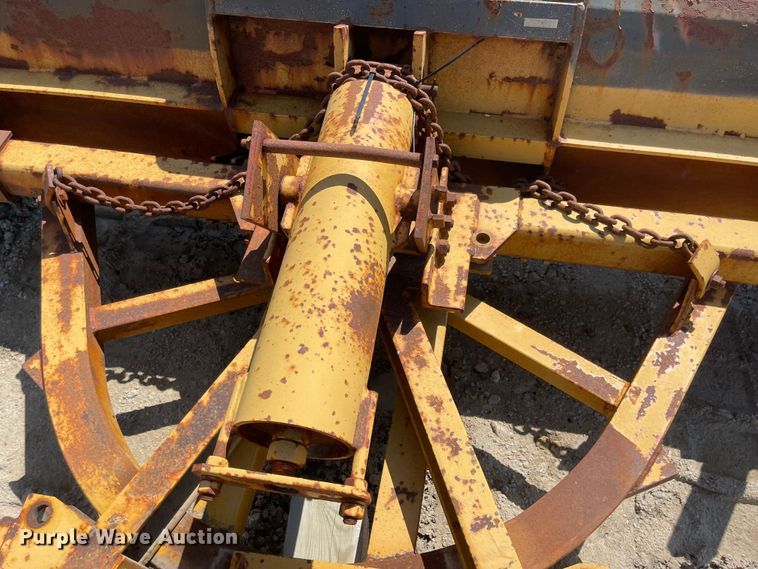 image for item MU9010 Flink 10PA48  snow plow