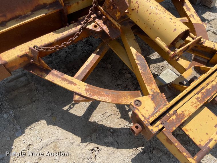 image for item MU9010 Flink 10PA48  snow plow