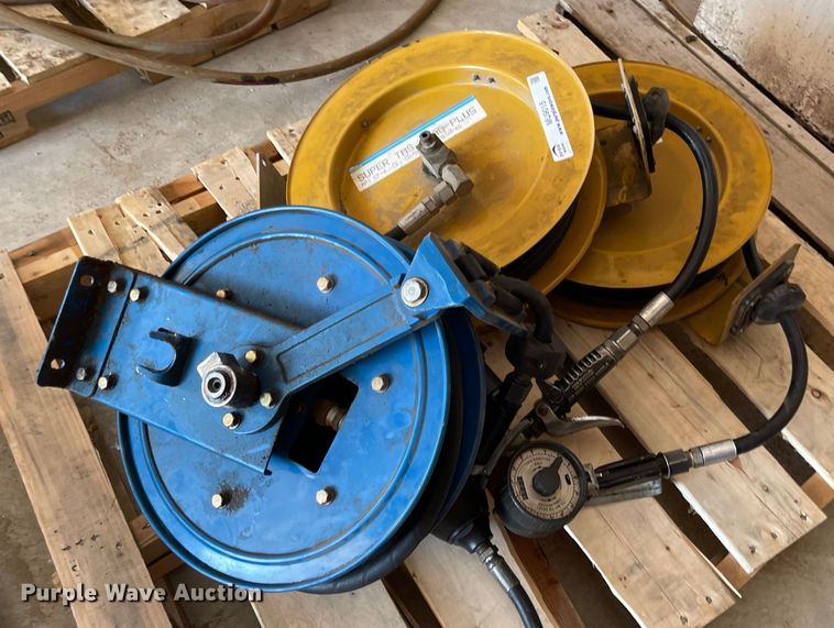 image for item MU9015 (3) hose reels