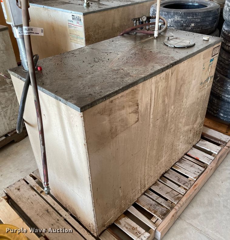 image for item MU9016 Oil tank