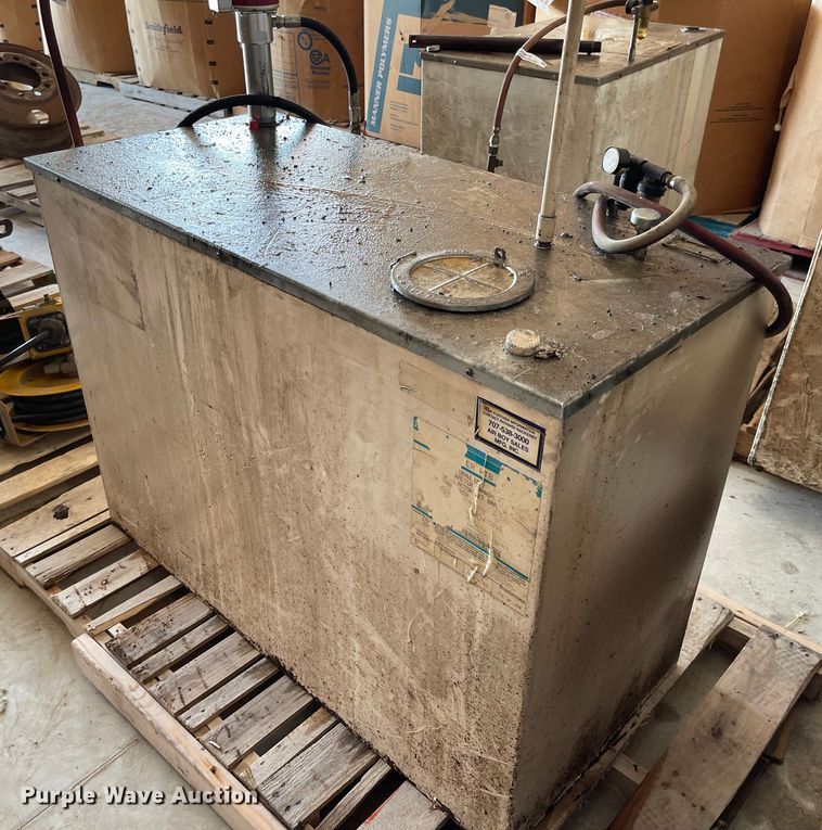 image for item MU9016 Oil tank