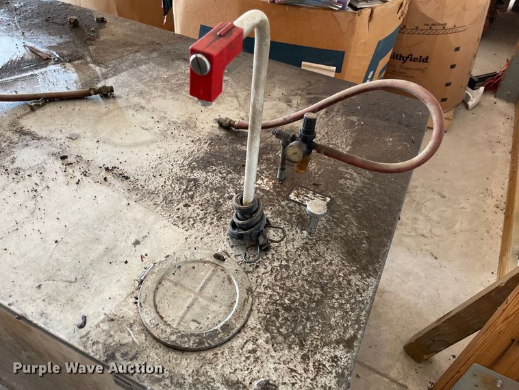 image for item MU9018 Oil tank