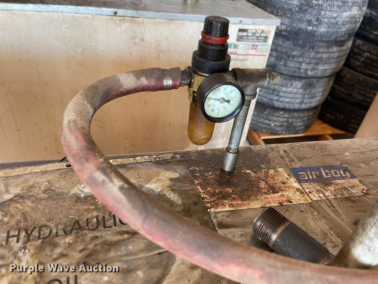 image for item MU9019 Oil tank