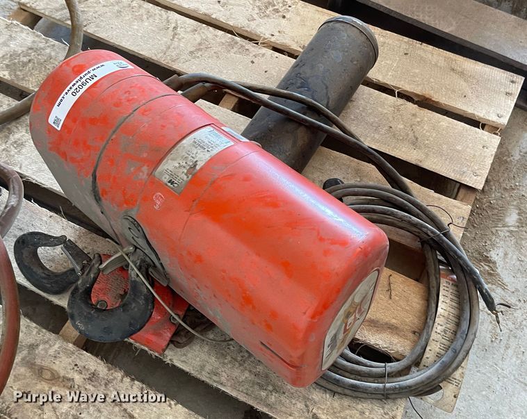 image for item MU9020 CM Lodestar R  chain hoist