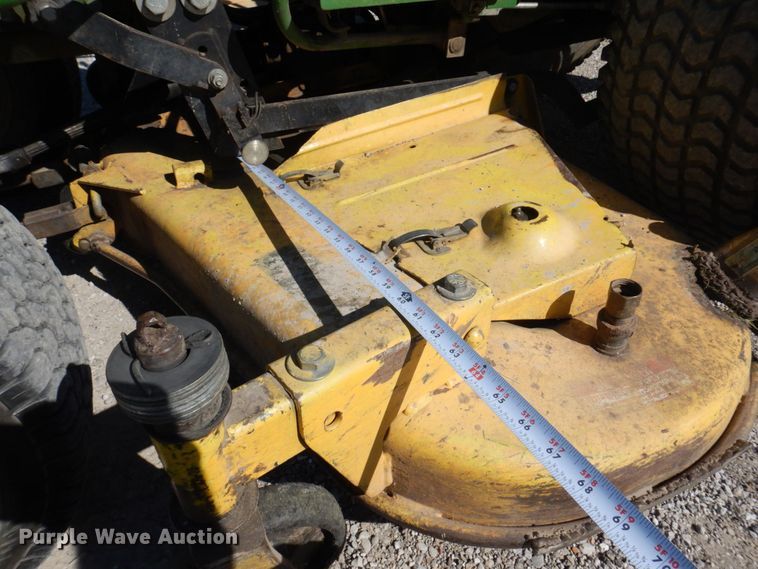 image for item MW9286 1985 John Deere 650  tractor