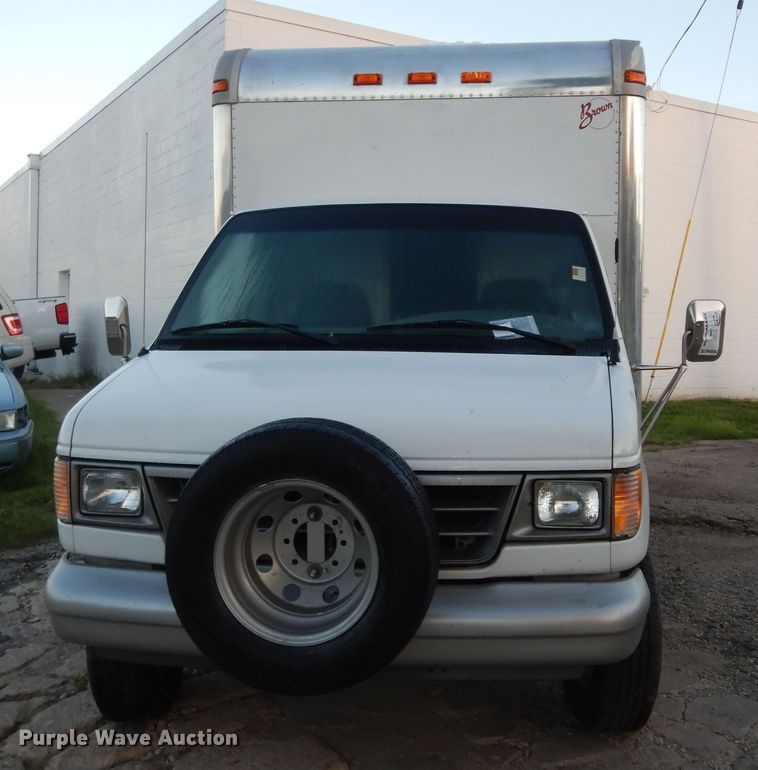 image for item DM3034 1995 Ford Econoline E350  box truck