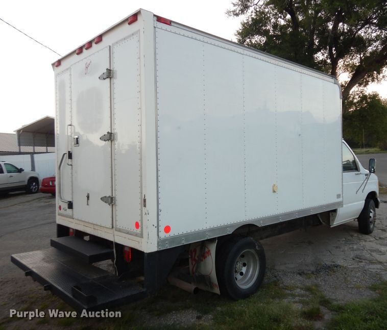 image for item DM3034 1995 Ford Econoline E350  box truck