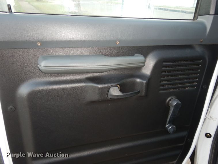 image for item DM3034 1995 Ford Econoline E350  box truck