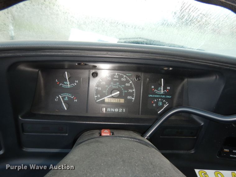 image for item DM3034 1995 Ford Econoline E350  box truck