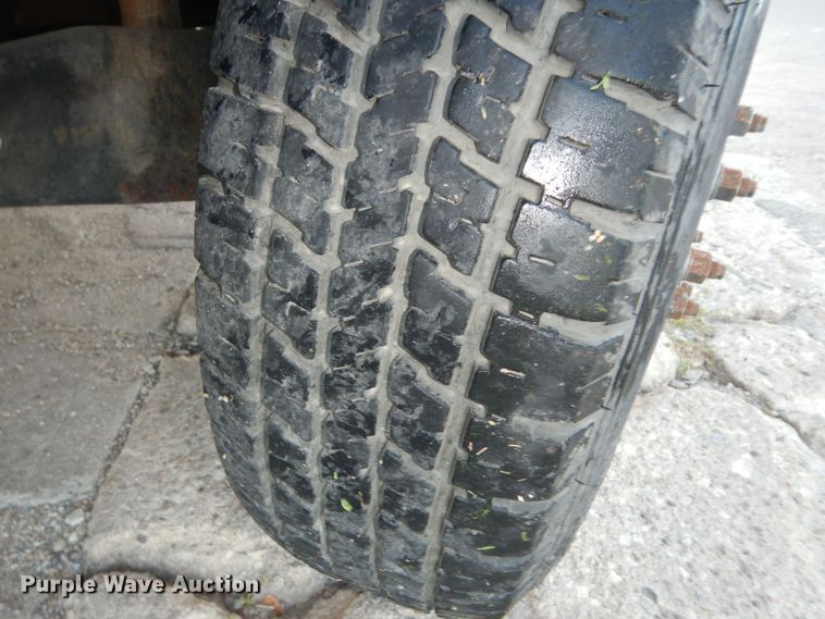 image for item DM3034 1995 Ford Econoline E350  box truck