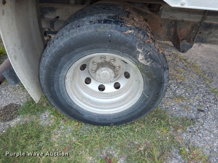 image for item DM3034 1995 Ford Econoline E350  box truck