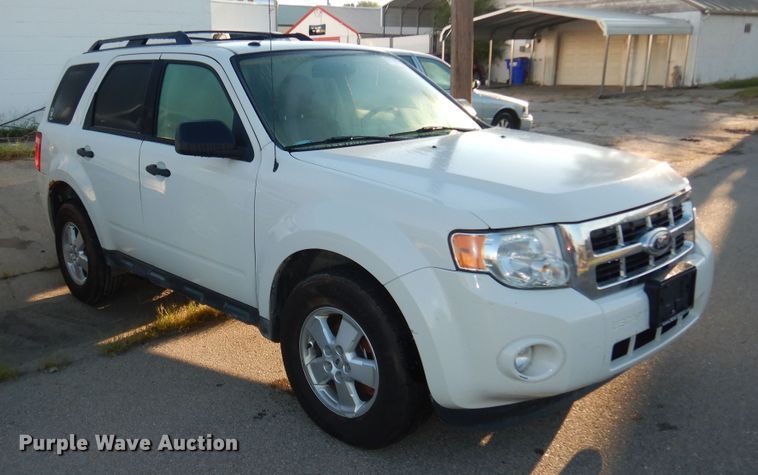 image for item DM3036 2011 Ford Escape XLT  SUV